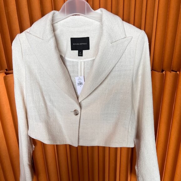 Banana Republic White Fringed Suit Set – Jacket & Long Skirt - Picture 2 of 3